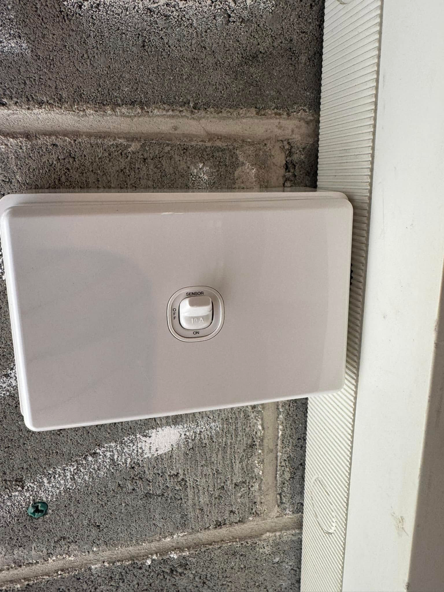 Commercial sensor light switch