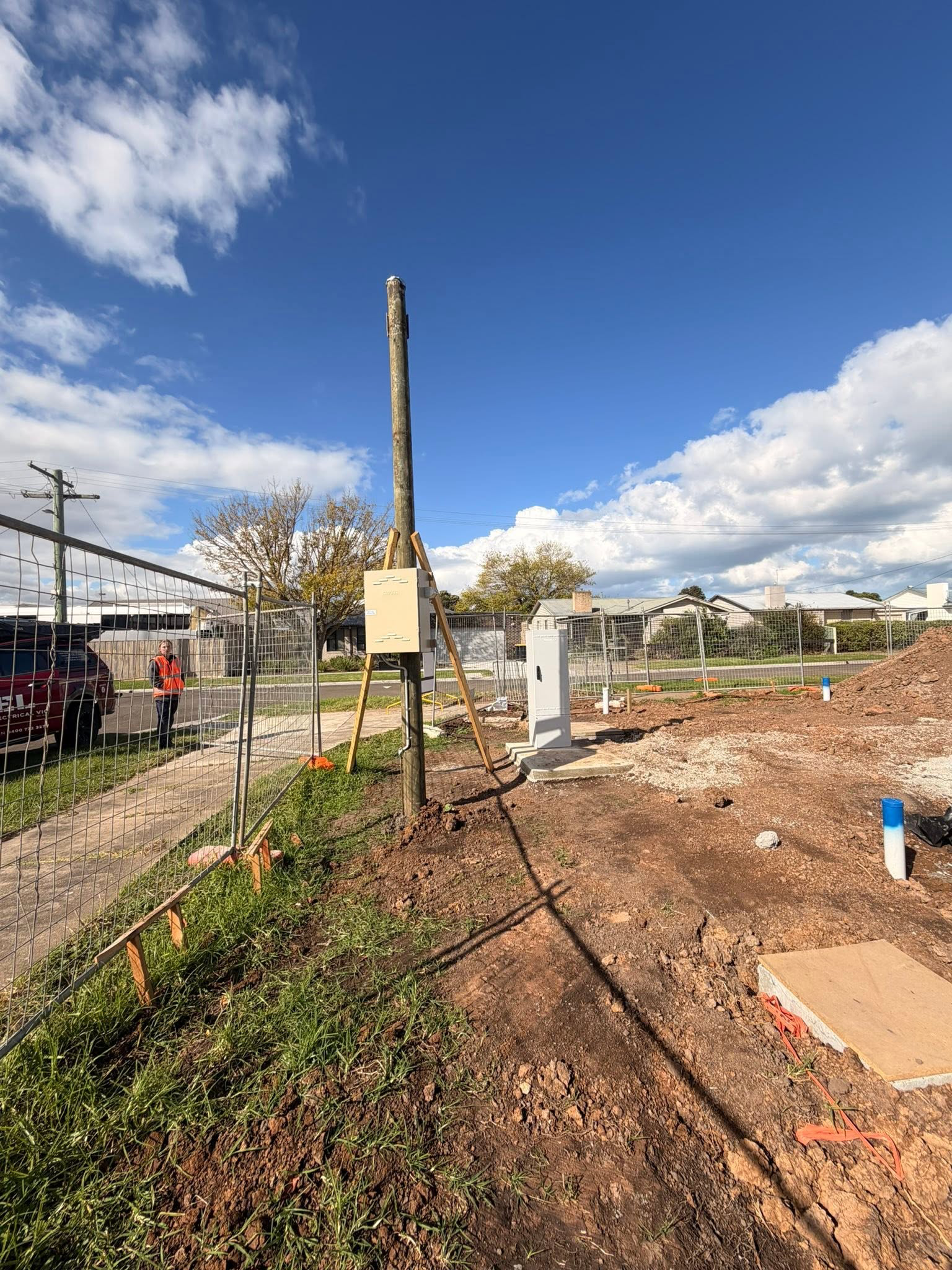 Temporary site electrical infrastructure